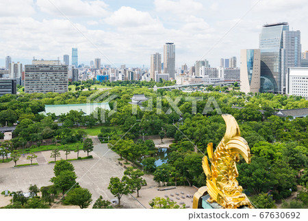 Osaka Castle  67630692
