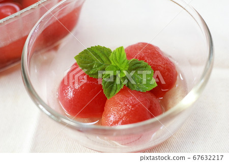 Medium tomato compote 67632217
