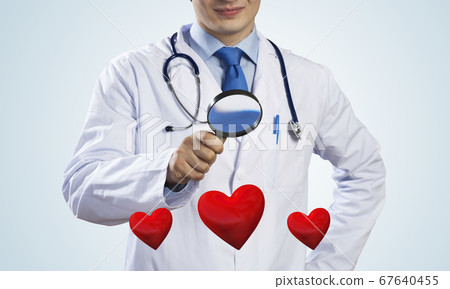 Doctor cares about heart health 67640455