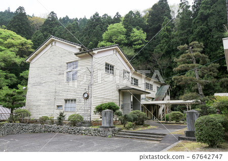 德島縣春東三好町癒合村Masukawa Shoaku（原Masukawa小學） 67642747