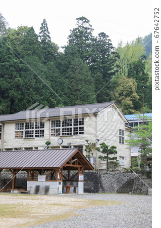 德島縣春東三好町癒合村Masukawa Shoaku(原Masukawa小學) 德島縣春東三好町癒合村Masukawa Shoaku(原Masukawa小學) 67642752