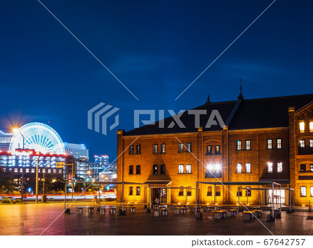 橫濱紅磚倉庫和港未來夜景 67642757