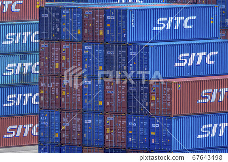 港口集裝箱圖像 67643498