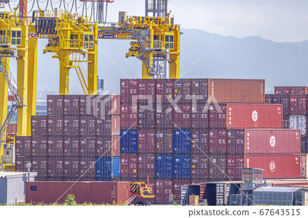 港口集裝箱圖像 港口集裝箱圖像 67643515