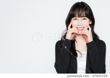 Business women 67645339