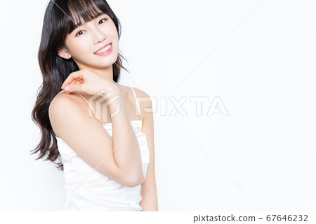 女人的美麗 67646232
