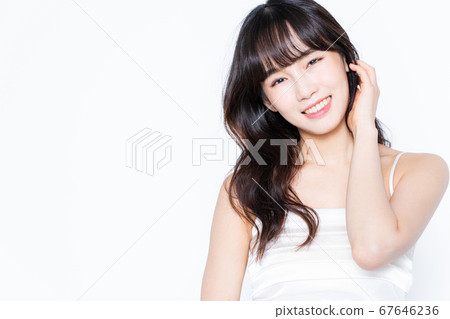 Women beauty 67646236