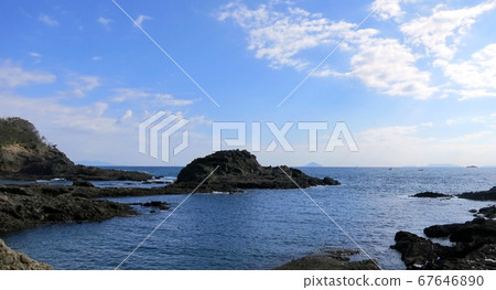 Kaigan Iso Rock Aozora Tarai Cape Kaigan Iso Rock Aozora Tarai Cape 67646890