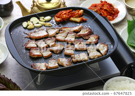 Korean barbecue Korean barbecue 67647825
