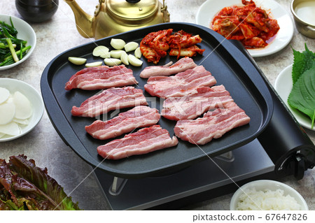 Korean barbecue Korean barbecue 67647826