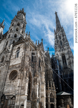 Cathedral Stephansdom In The Inner City Of Vienna In Austria Cathedral Stephansdom In The Inner City Of Vienna In Austria 67651136