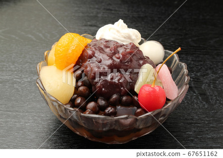 奶油Anmitsu和大量的Anko 67651162