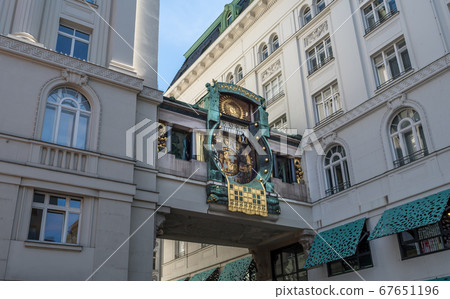 Ankeruhr (Anker clock), Famous Astronomical Art Nouveau Clock On Hoher Markt in Vienna Austria, Build By Franz Matsch In 1914 67651196