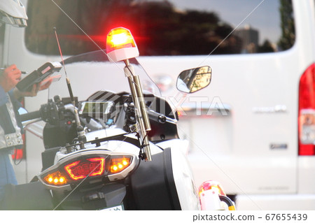 Metropolitan Police Department white police crackdown FJR1300 67655439