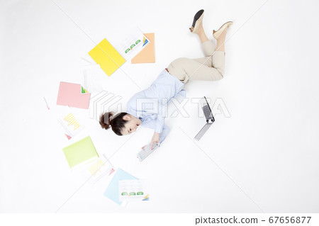 辦公室工作 67656877