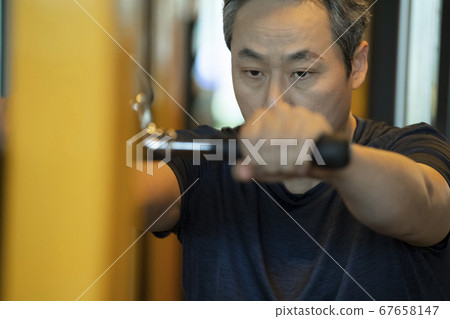 man, setting, to protest 67658147