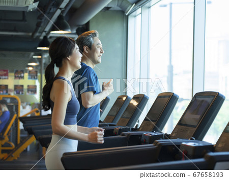 man, couple, setting 67658193