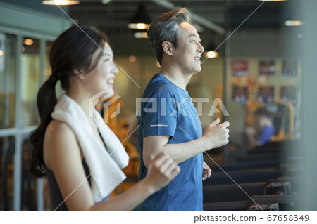 man, setting, to protest 67658349