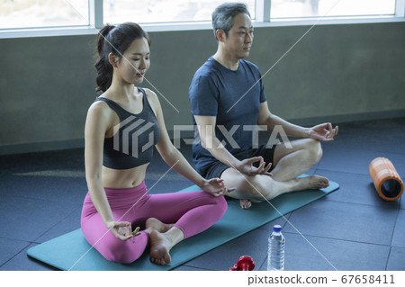 一對 這對夫婦 培訓 67658411