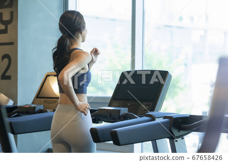 女子 女性 女生 67658426