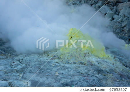 Smoke 67658807
