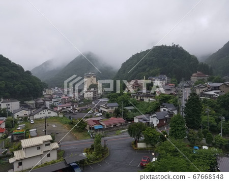 川治溫泉的遠景（N木縣日光市） 67668548