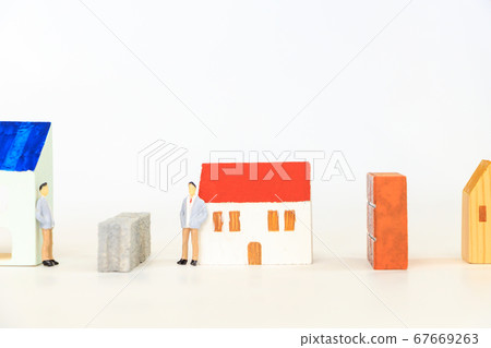 Image of residential building boundaries 67669263
