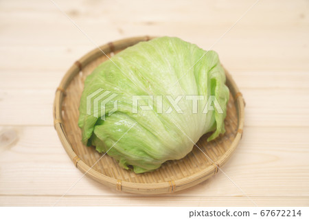 Lettuce copy space Lettuce copy space 67672214
