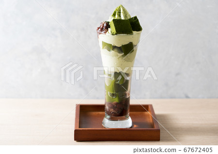 Matcha parfait 67672405