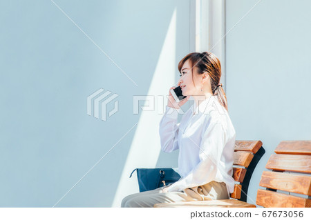 Business woman at the station Business woman at the station 67673056
