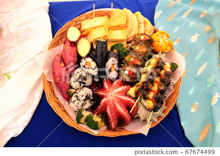 It is Korean food, K food, cooking, and delicious food in Korea. It is Korean food, K food, cooking, and delicious food in Korea. 67674499