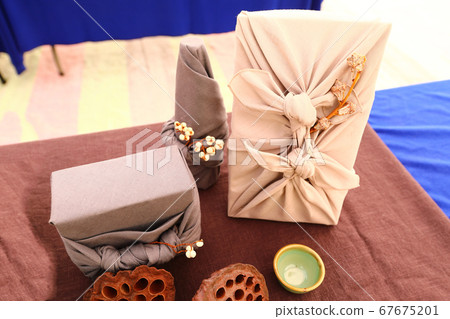 It is Korean food, K food, cooking, food, and delicious Korean food. 67675201