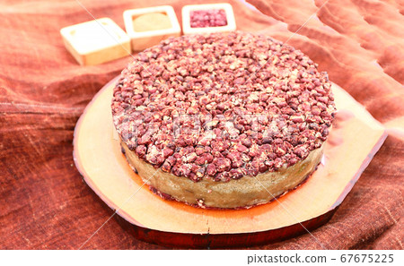 It is Korean food, K food, cooking, food, and delicious Korean food. 67675225