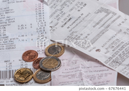 sales receipt 67676441