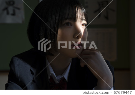 學生在教室裡 學生在教室裡 67679447