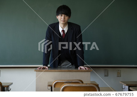 Students in the classroom 67679755