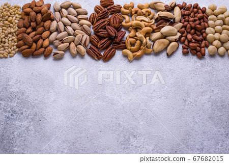 Almonds, pecan, macadamia, pistachio, and cashew 67682015