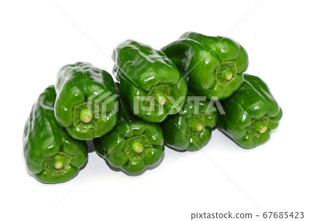 green pepper green pepper 67685423