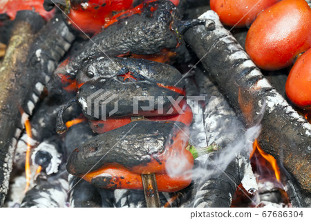 vegetables tomatoes and peppers vegetables tomatoes and peppers 67686304