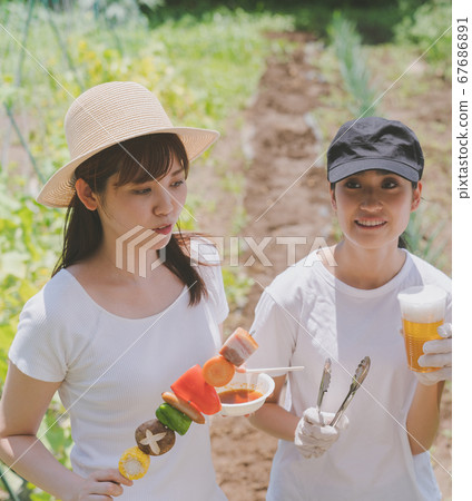 Farm BBQ Farm BBQ 67686891