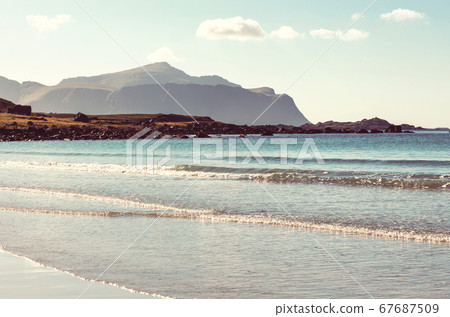 Lofoten 67687509