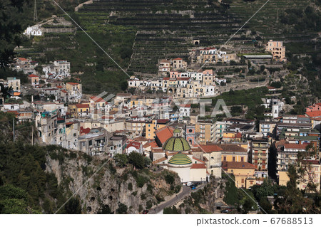 Part of Maiori and the surrounding terraces Part of Maiori and the surrounding terraces 67688513