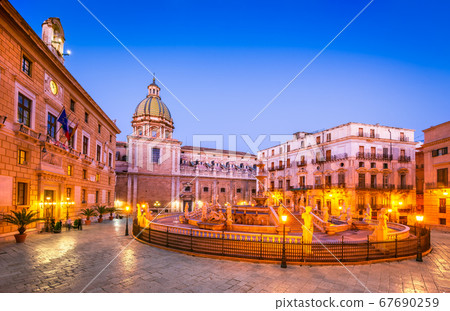 Palermo, Pretoria Fountain - Sicily, Italy 67690259
