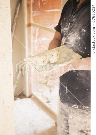 Building renovation works in appartment 67690284