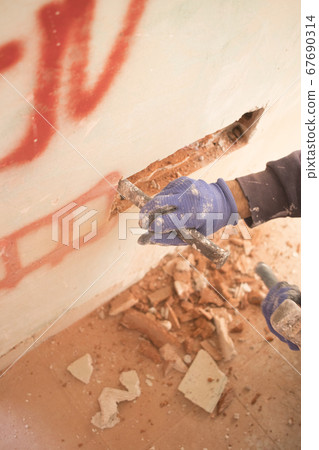 Refurbishment building site works in house Refurbishment building site works in house 67690314