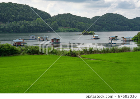 Dootasan, Chopyeong Reservoir, Volcano-ri, Chopyeong-myeon, Jincheon-gun, Chungbuk, Korea Dootasan, Chopyeong Reservoir, Volcano-ri, Chopyeong-myeon, Jincheon-gun, Chungbuk, Korea 67692030