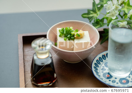 清酒或杯子清酒 67695971