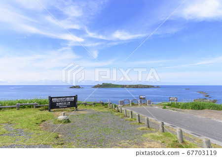 Hokkaido Rebun Island, Cape Sukoton 67703119