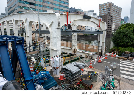 Hokaibashi under construction 67703280