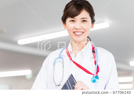 女醫生醫院體檢醫生醫學形象 67706140